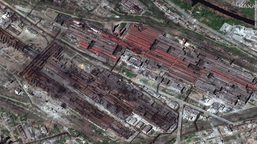 Mariupol: Die Evakuierung aus dem belagerten Stahlwerk wurde am Montag vorübergehend gestoppt