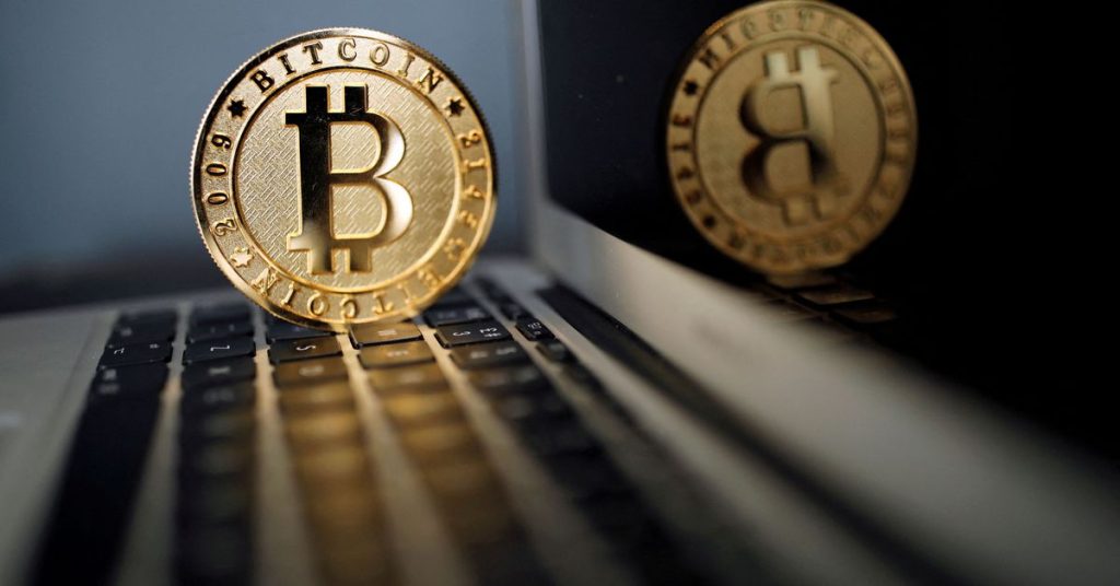 Bitcoin fällt auf ein 10-Monats-Tief, da die Aktienmärkte ins Stocken geraten