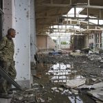 Die ukrainische Armee verlässt die verwüstete Stadt für befestigte Stellungen