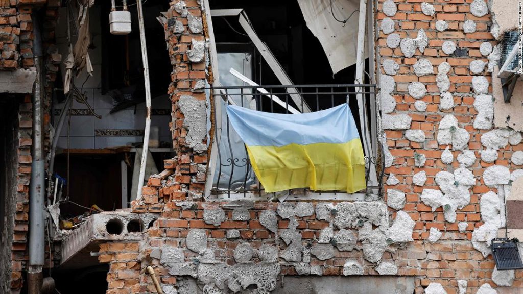 Ukraine-Krieg: Videos zeigen angeblich russische Soldaten, die einem ukrainischen Soldaten gehören