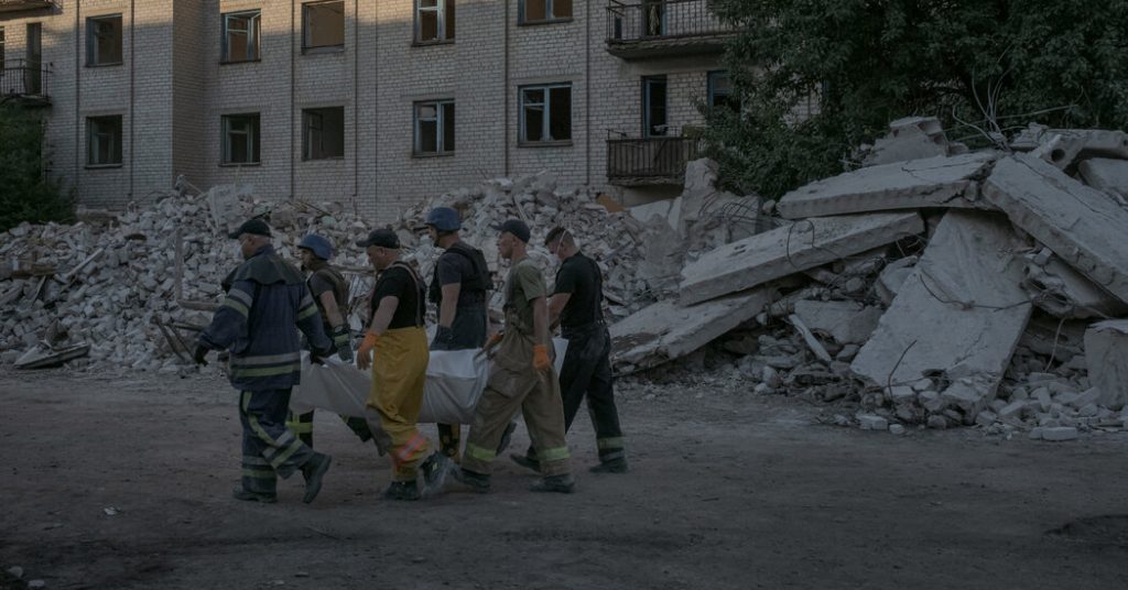 Live-Updates zum Krieg in der Ukraine: Mindestens 20 Tote bei russischem Angriff in Winnyzja