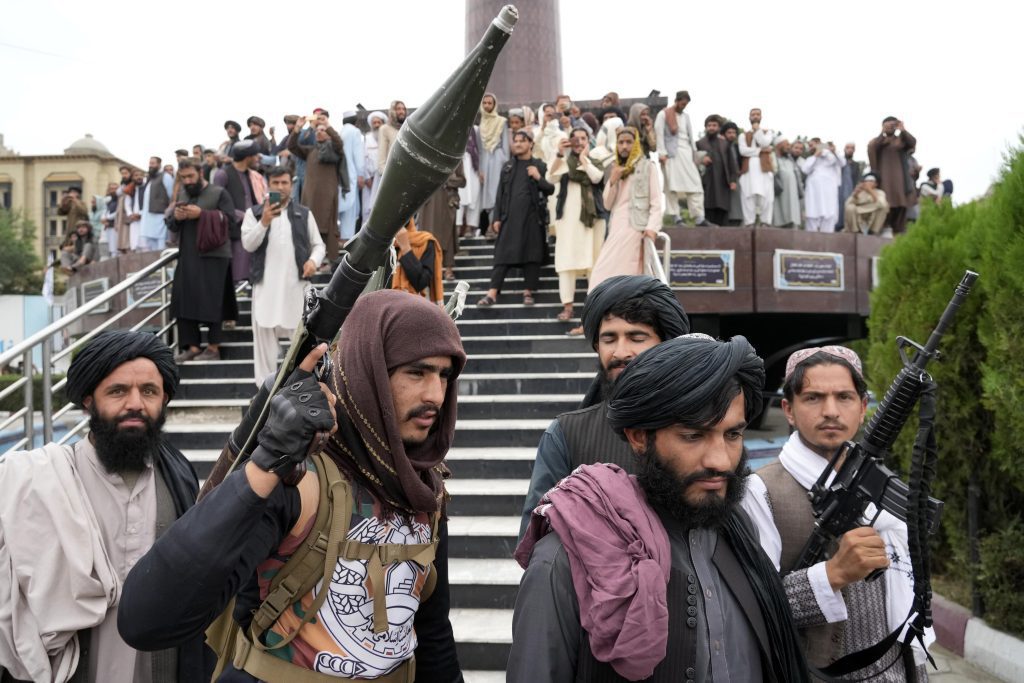 Afghanistan feiert ein Jahr seit der Machtergreifung der Taliban angesichts zunehmender Probleme