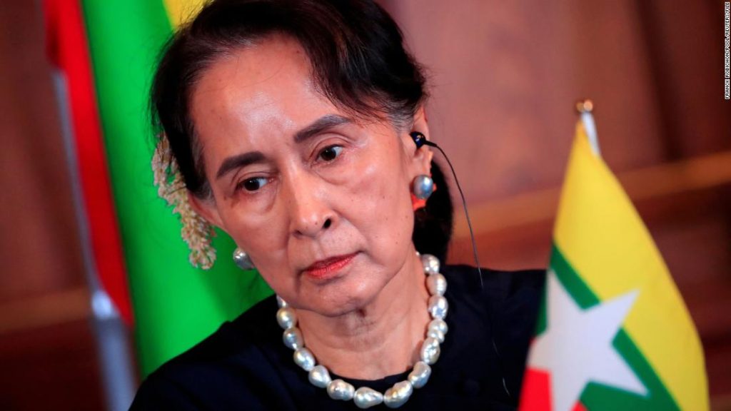Aung San Suu Kyi: Eine Quelle sagte, das Gericht in Myanmar habe den ehemaligen Anführer zu weiteren 6 Jahren Gefängnis verurteilt