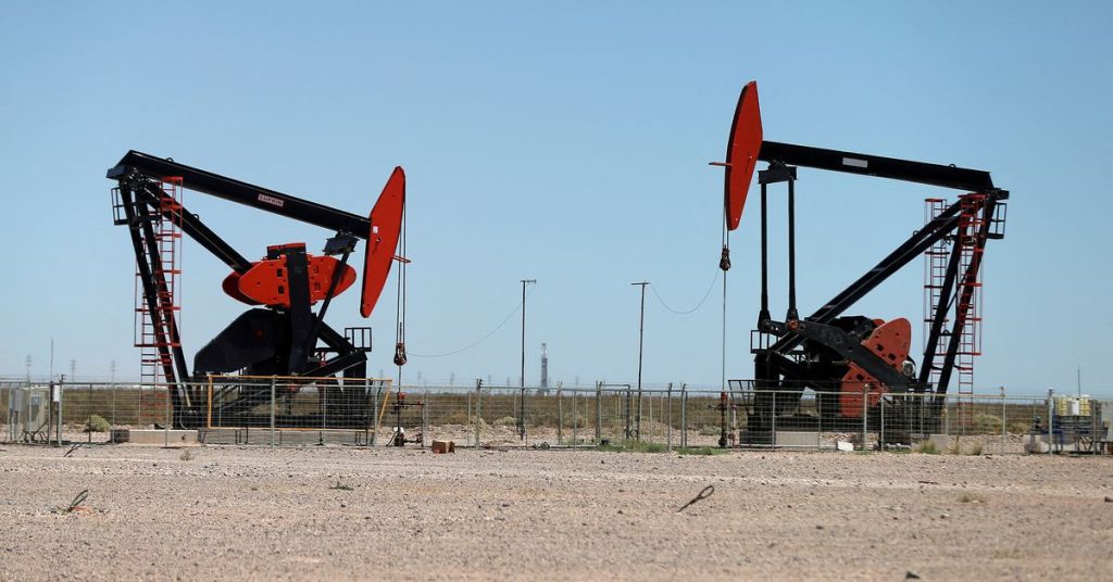 Öl fällt aufgrund von Ängsten vor einer Konjunkturabschwächung und einem stärkeren Dollar