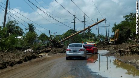 Viele in ganz Puerto Rico und der Dominikanischen Republik bleiben ohne Strom oder fließendes Wasser, während der Hurrikan Fiona auf Bermuda zusteuert