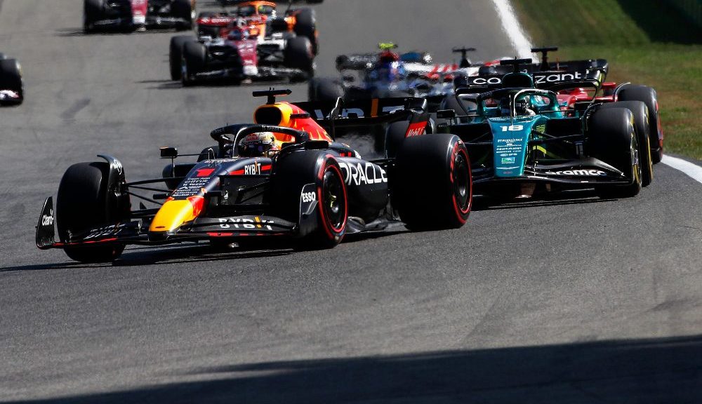 Aston Martin zitierte Aston Martin und bestätigte die Verletzung der Kostenobergrenze von Red Bull durch die FIA