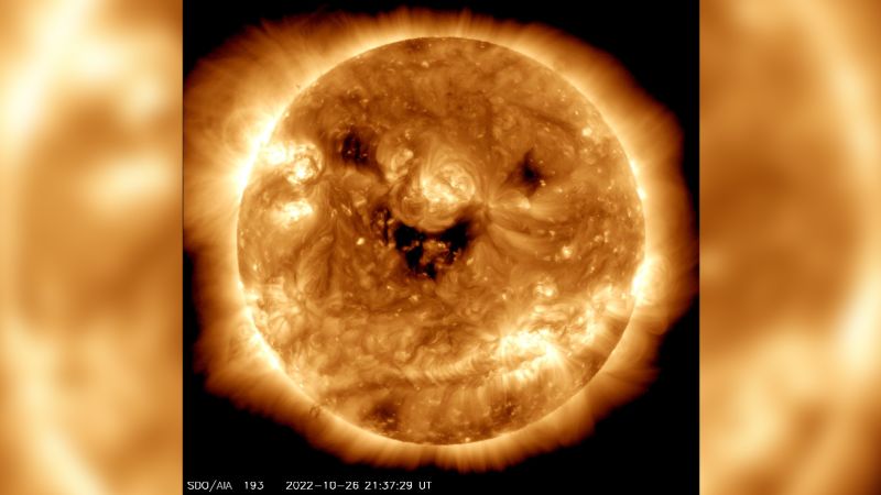 Die NASA macht ein seltsames Bild der „lächelnden“ Sonne
